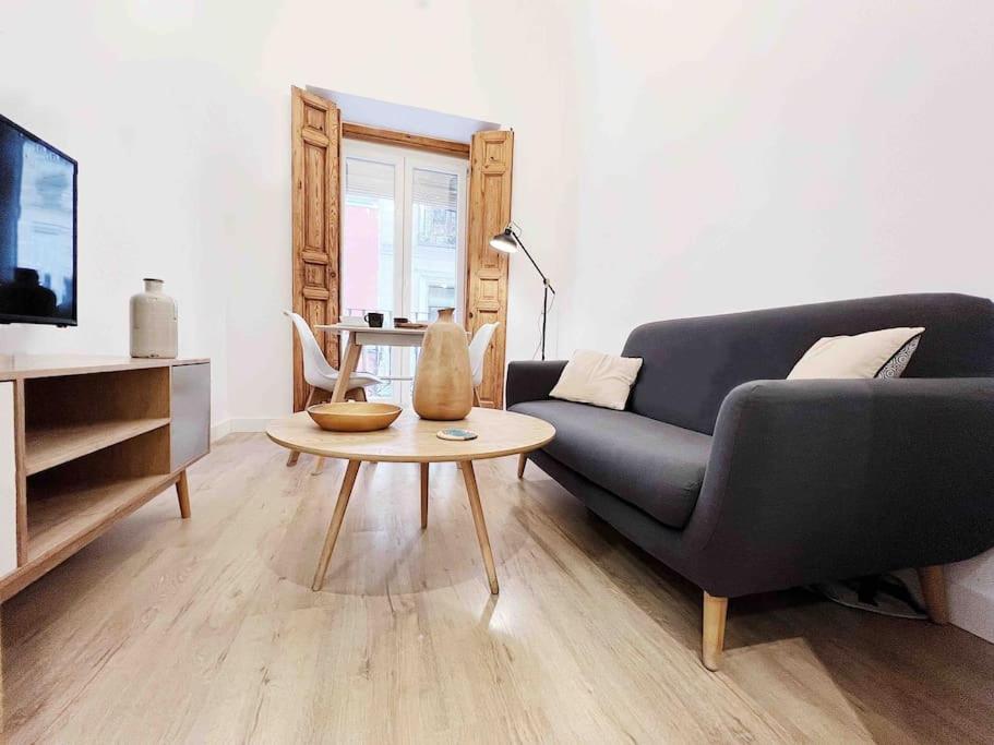 Апартаменты Apartamento Privado De Diseno En Pleno Centro - Atocha Мадрид Экстерьер фото